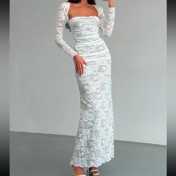Lace Long Sleeve Maxi Dress - Picture 4 of 7